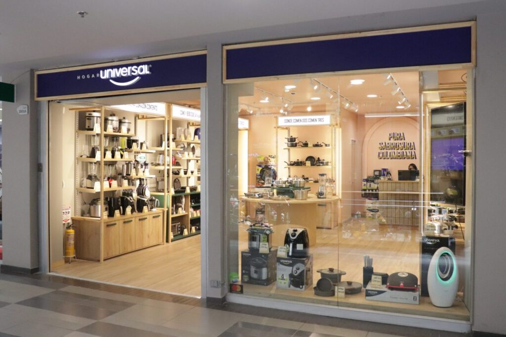 UNIVERSAL1 scaled 1536x1024 1